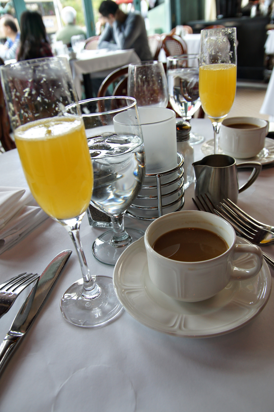 Breakfast at Mon Ami Gabi
